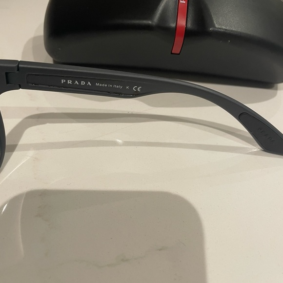 PRADA SUNGLASSES - Picture 4 of 5